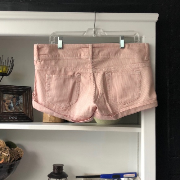 Red/white striped shorts - Picture 2 of 2